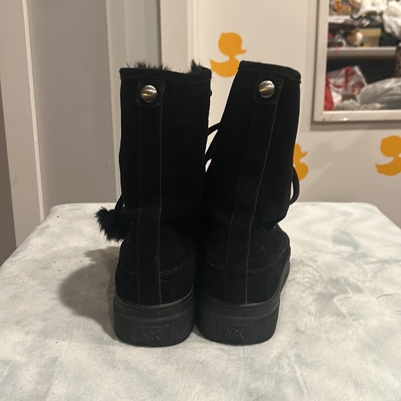 Michael Kors used black boots 8-8 1/2 - Picture 7 of 8